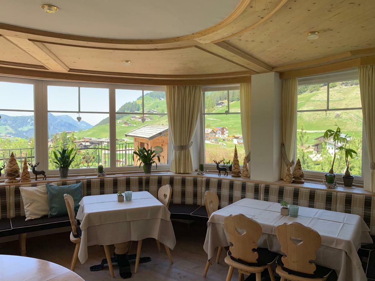 Garni Villa Erna سيلفا دي فال جاردينا المظهر الخارجي الصورة